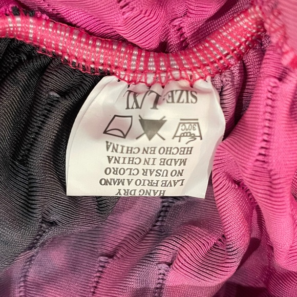 Booty Hugging Textured Leggings - Picture 3 of 6